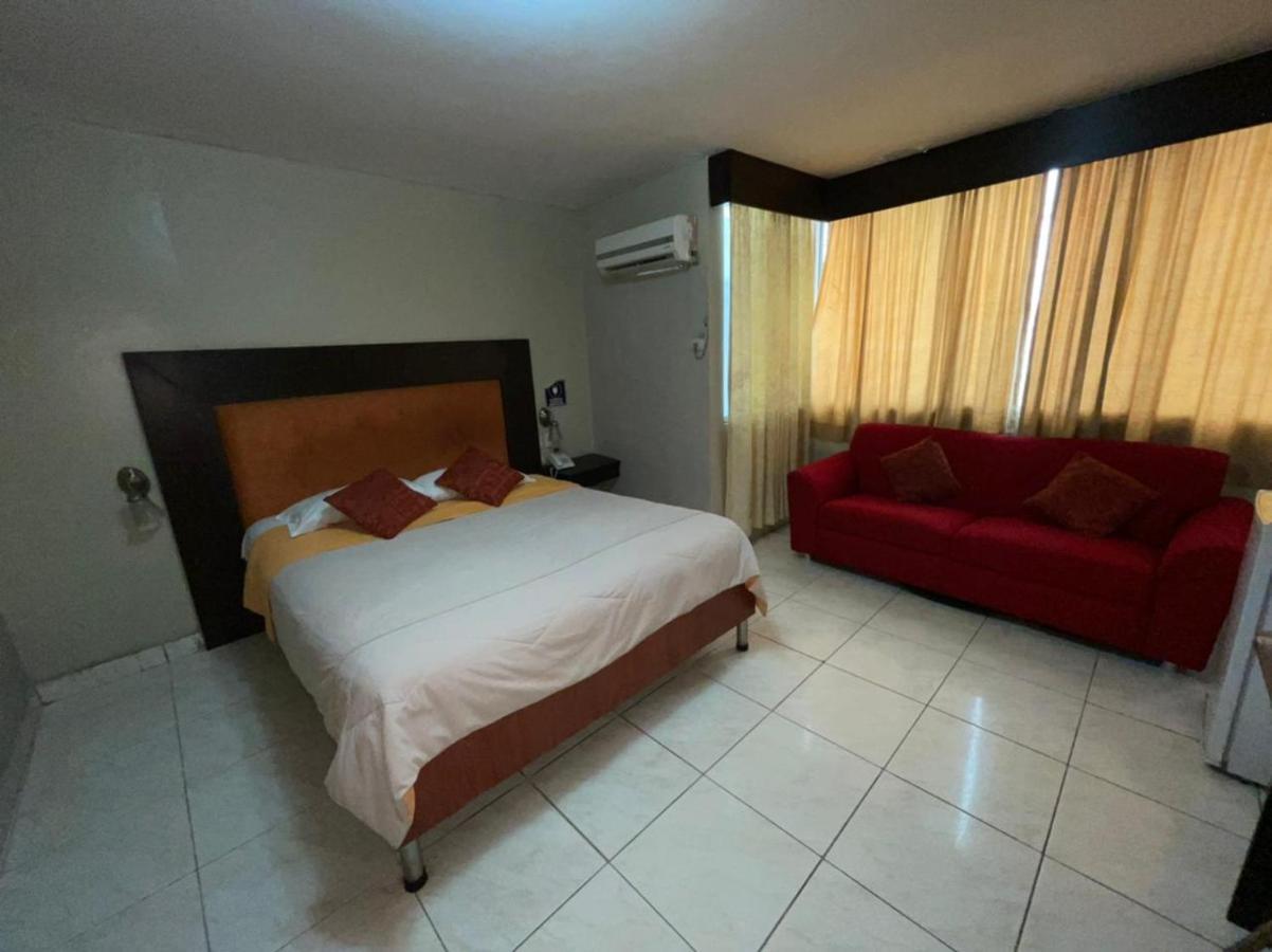 Tropical Inn Hotel Guayaquil Exterior foto
