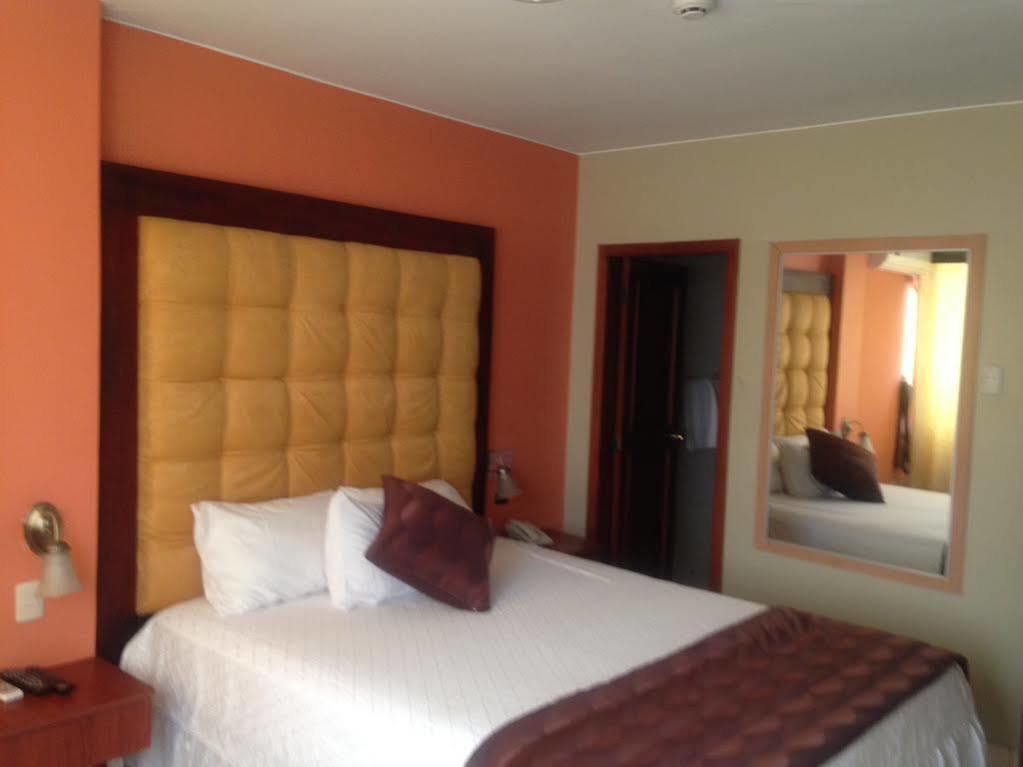 Tropical Inn Hotel Guayaquil Exterior foto